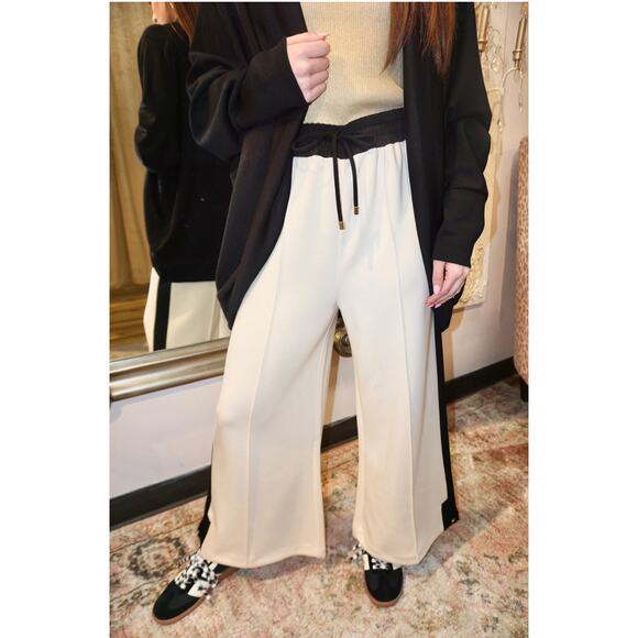 EMILY MCCARTHY TEDDY CROP TROUSER - BLACK SAND NWT - Picture 1 of 9